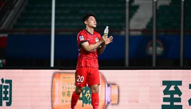 骂惨了一样, 都是中场球, img 骂惨了一样, 都是中场球, img