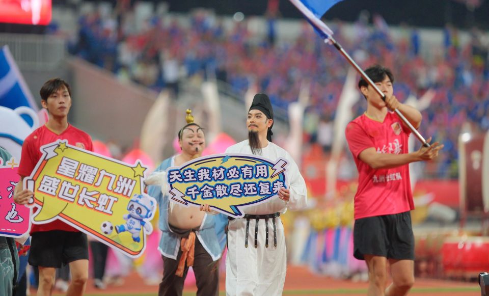 戏剧性在于, img