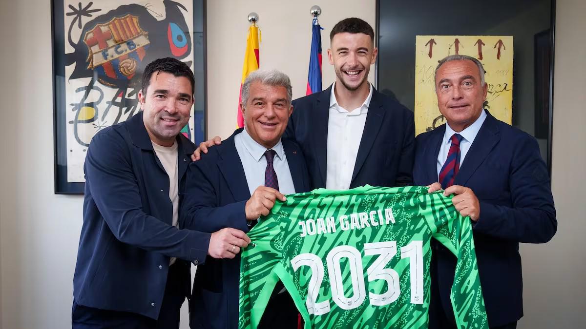 俱乐部的官 俱乐部的官