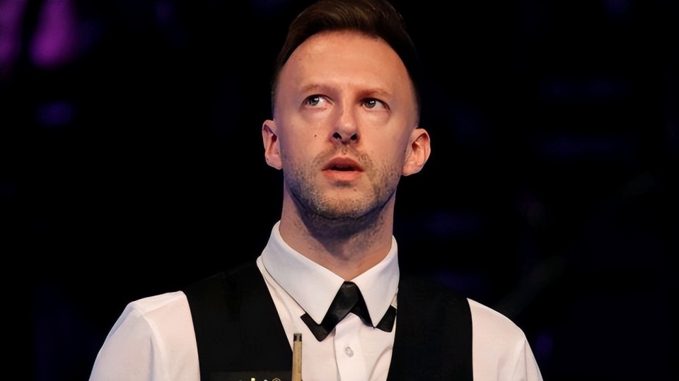 很明显, 我认为他在 很明显, 我认为他在